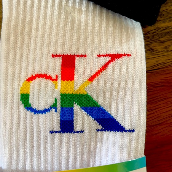 Calvin Klein Awesome men’s 3Pack Pride/Regularwhite and black socks. - Picture 5 of 6